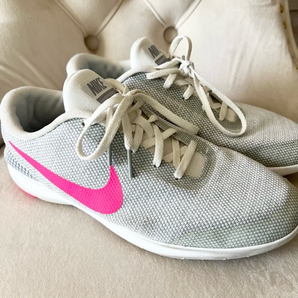 Nike Shoes - Nike Shoes